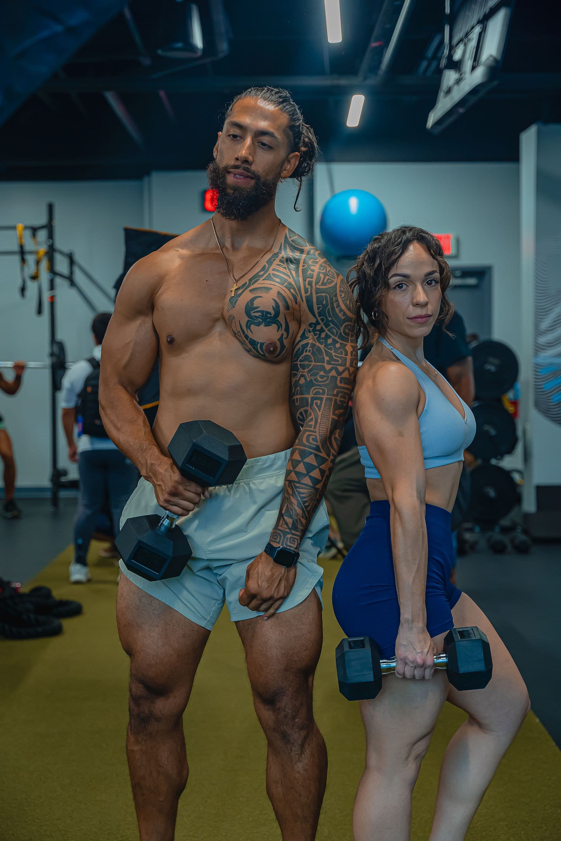 Unbranded activewear set shown as an editorial product-direction reference