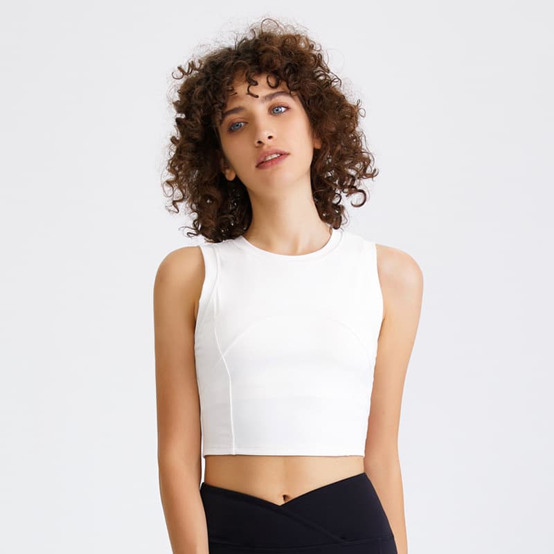 Sleeveless cropped training tank with contrast side panels
