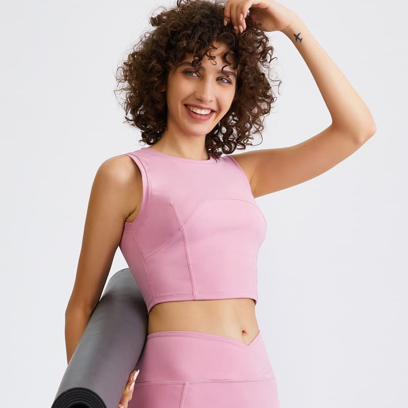 Sleeveless cropped training tank with contrast side panels view 4