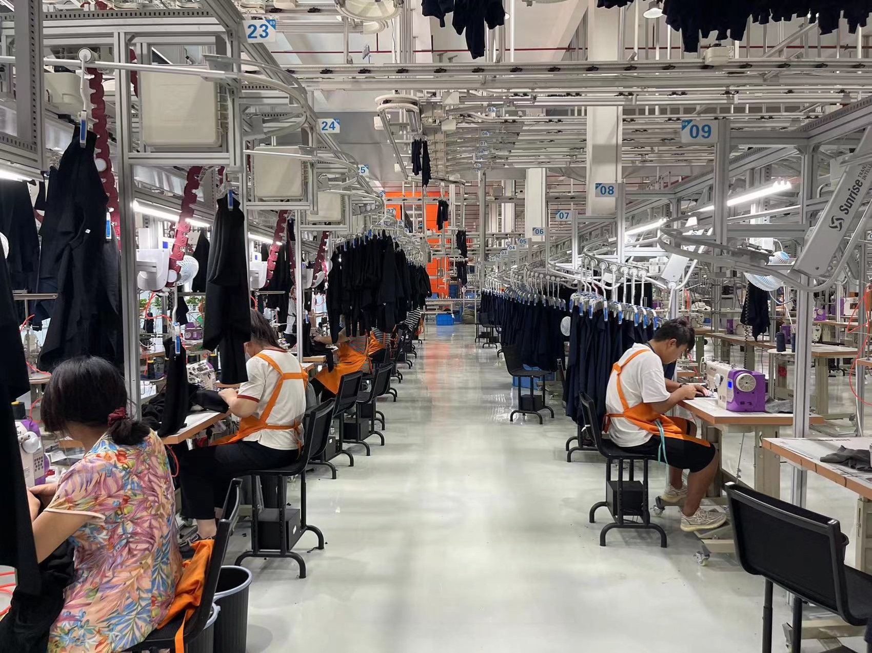 Chinese activewear factory production floor and garment workflow